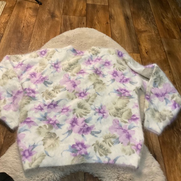 Venesha Angora Cardigan Size Medium Floral Lavender Button Sweater Long Sleeve - Picture 7 of 8